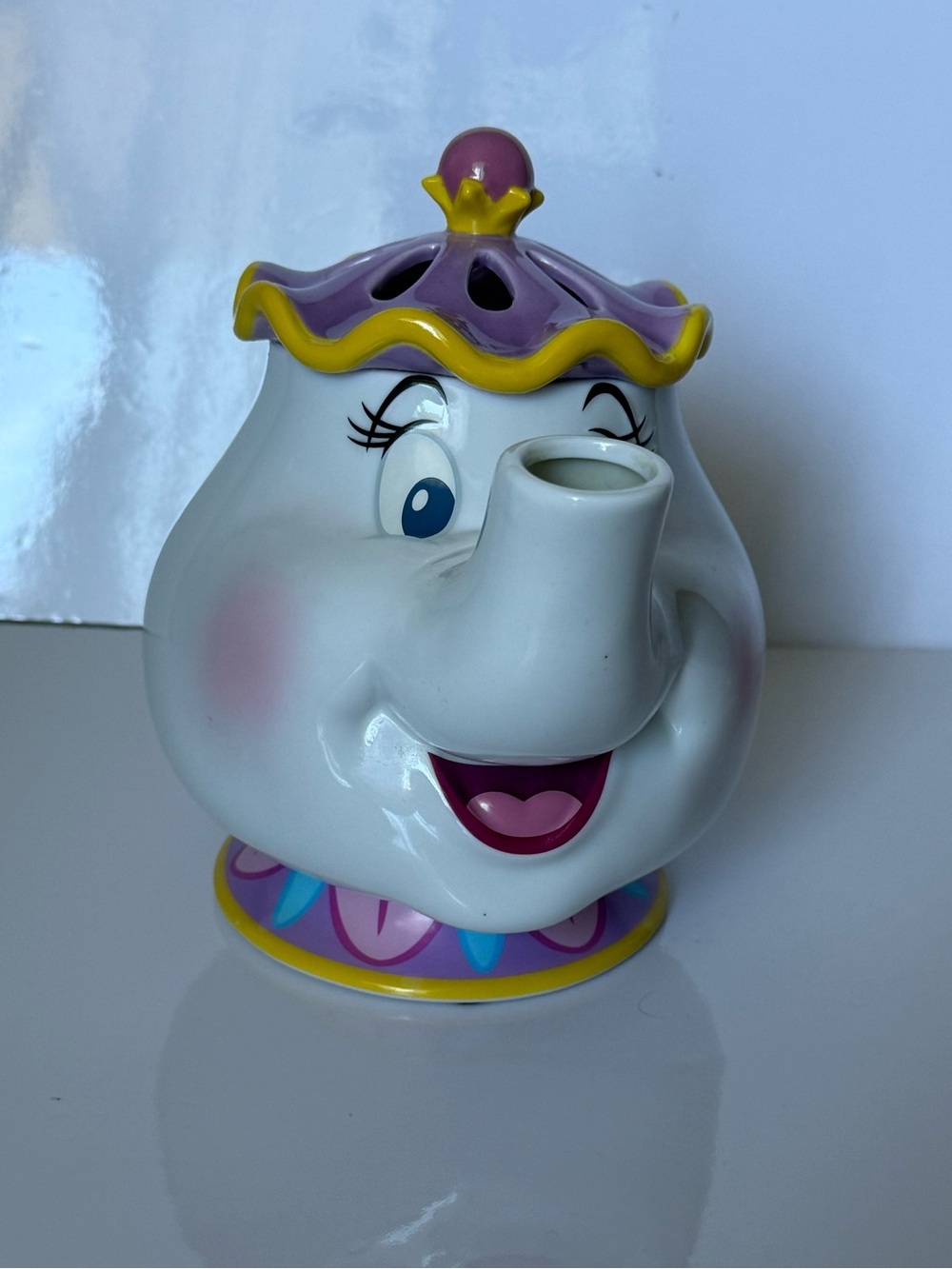 Disney Beauty And The Beast Mrs. Potts Teapot Scentsy Wax Warmer Ceramic W/Light